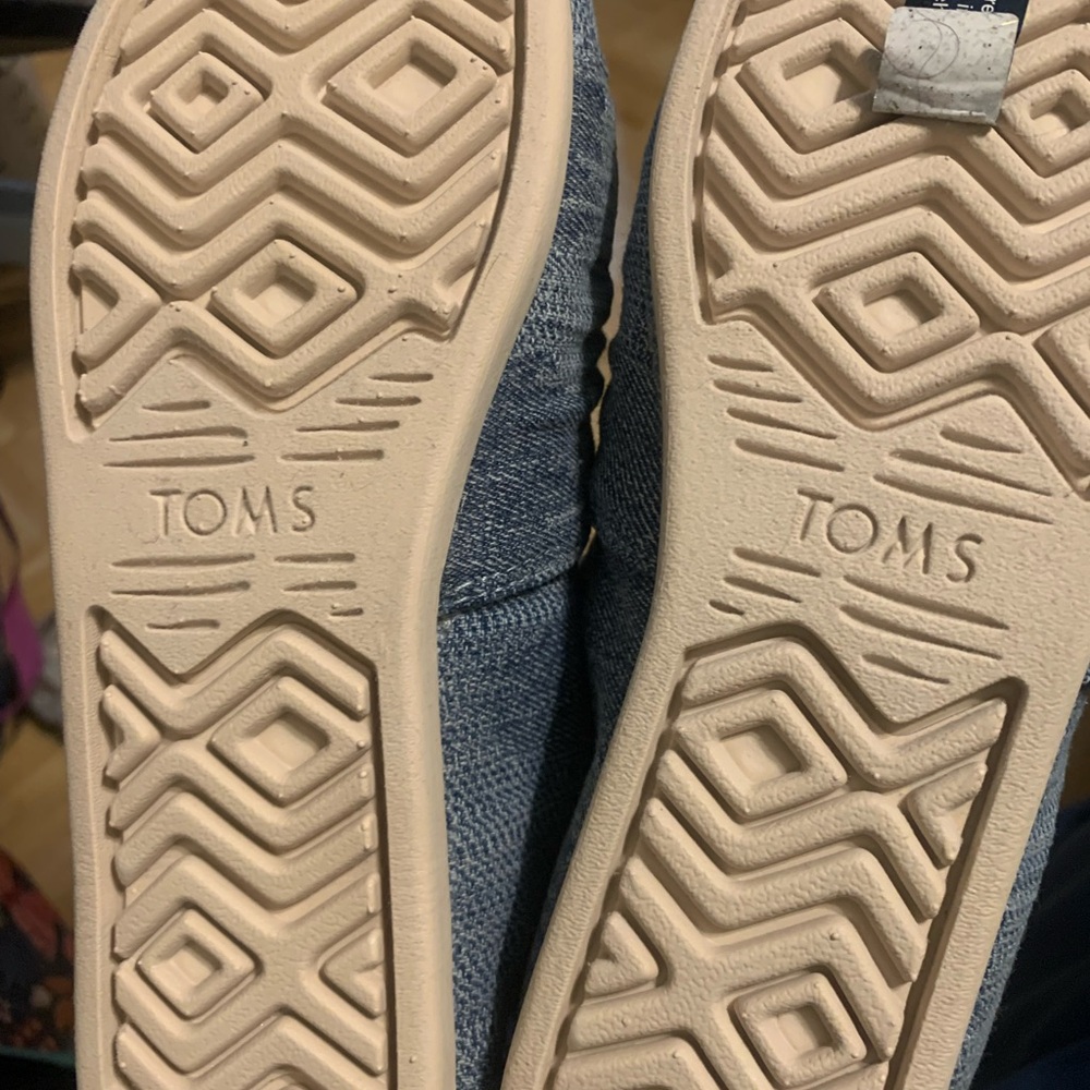 TOMS Blue Knit Knot Slip-On Flats - Picture 5 of 5